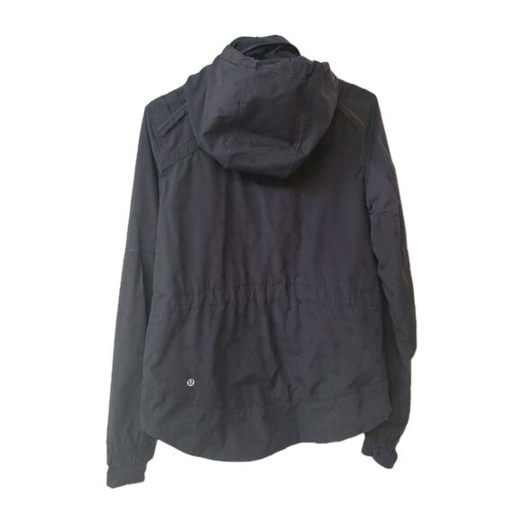 Lululemon Hooded Windbreaker Light Active Navy Blue Dot Print Women Sz 6 Jacket - Picture 5 of 12